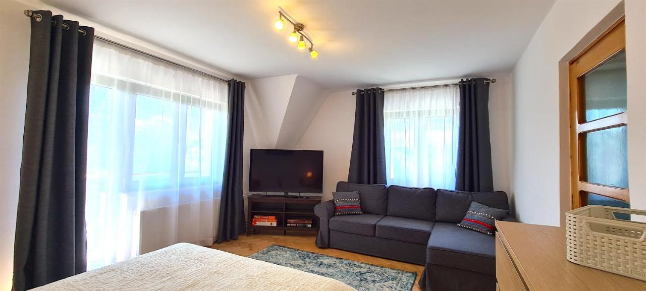 זקופאנה Apartamenty Skalna Chata מראה חיצוני תמונה