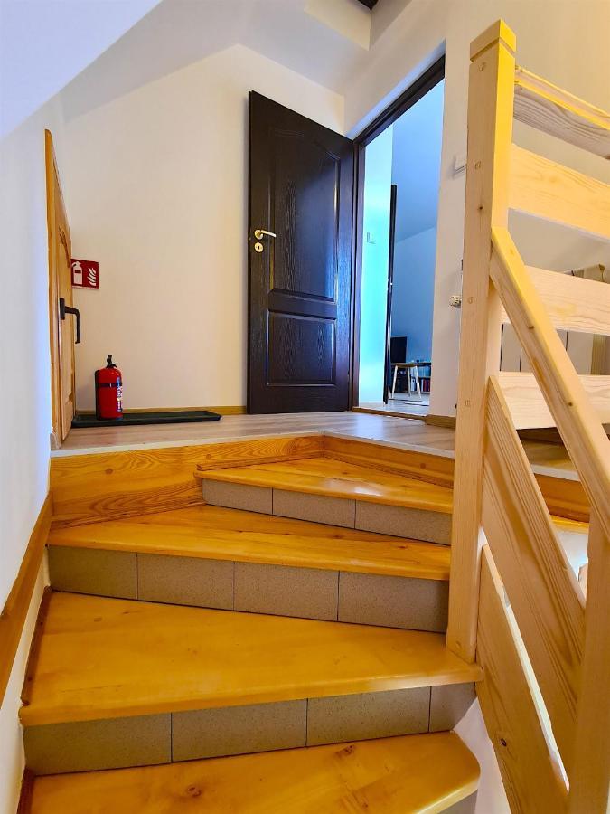זקופאנה Apartamenty Skalna Chata מראה חיצוני תמונה